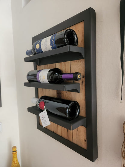 מתקן יין בעיצוב תעשייתי