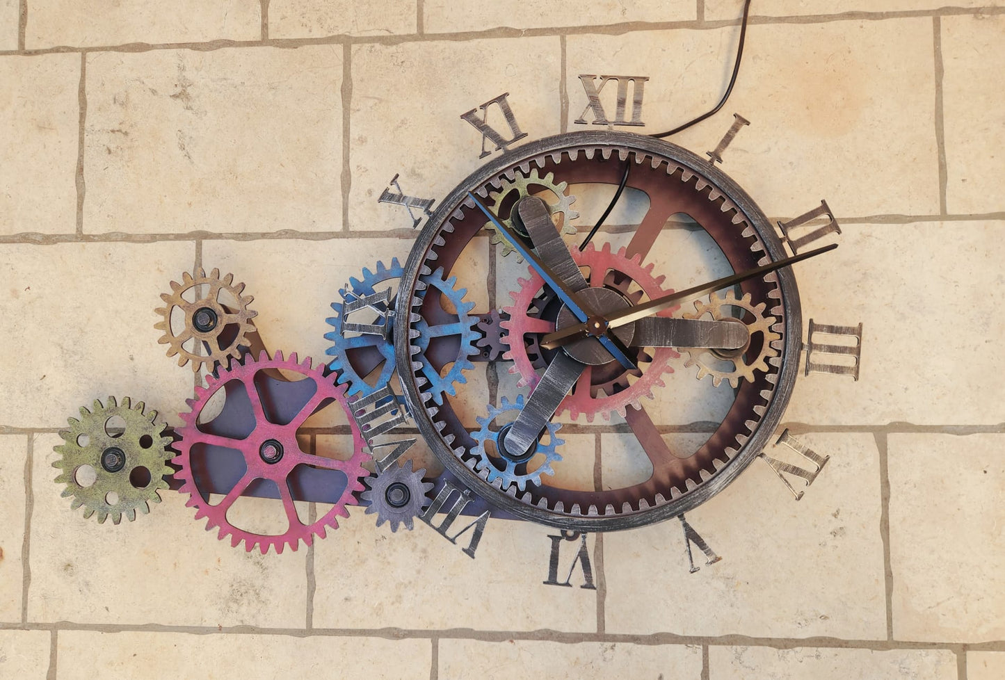 השעון הכי מיוחד